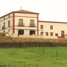Espaciosas habitaciones en Hotel Posada Valdezufre. Disfruta  los mejores precios de Huelva